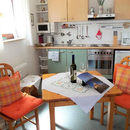 Beim Oedenstein Apartment
